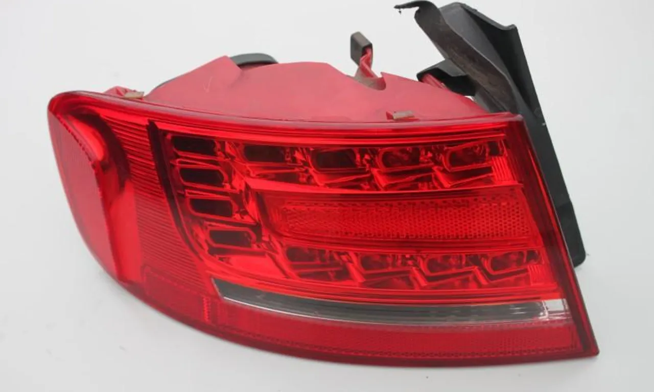 Stop LED aripa stanga AUDI A4 B8 2007-2017