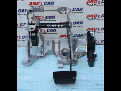 Suport pedale AUDI A4 B8 2007-2017 oe 8K2721117, vedere frontata