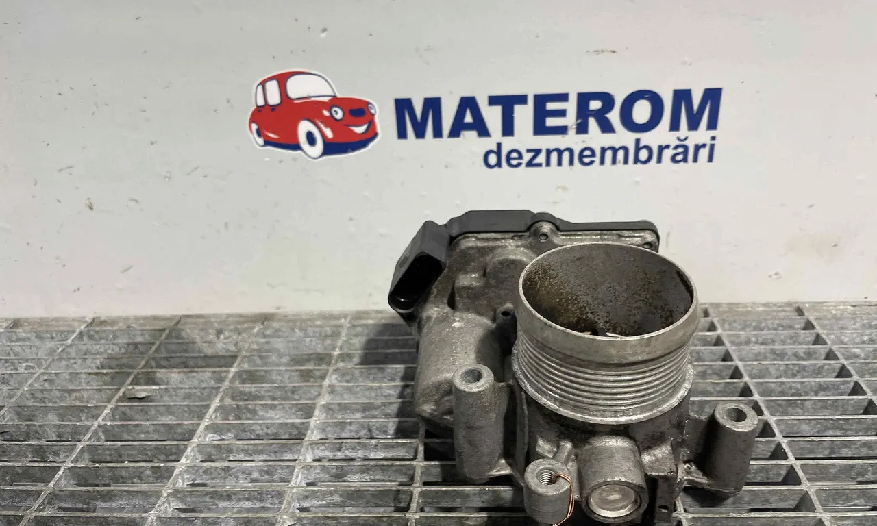 CLAPETA ACCELERATIE AUDI A4 B8 2007-2017