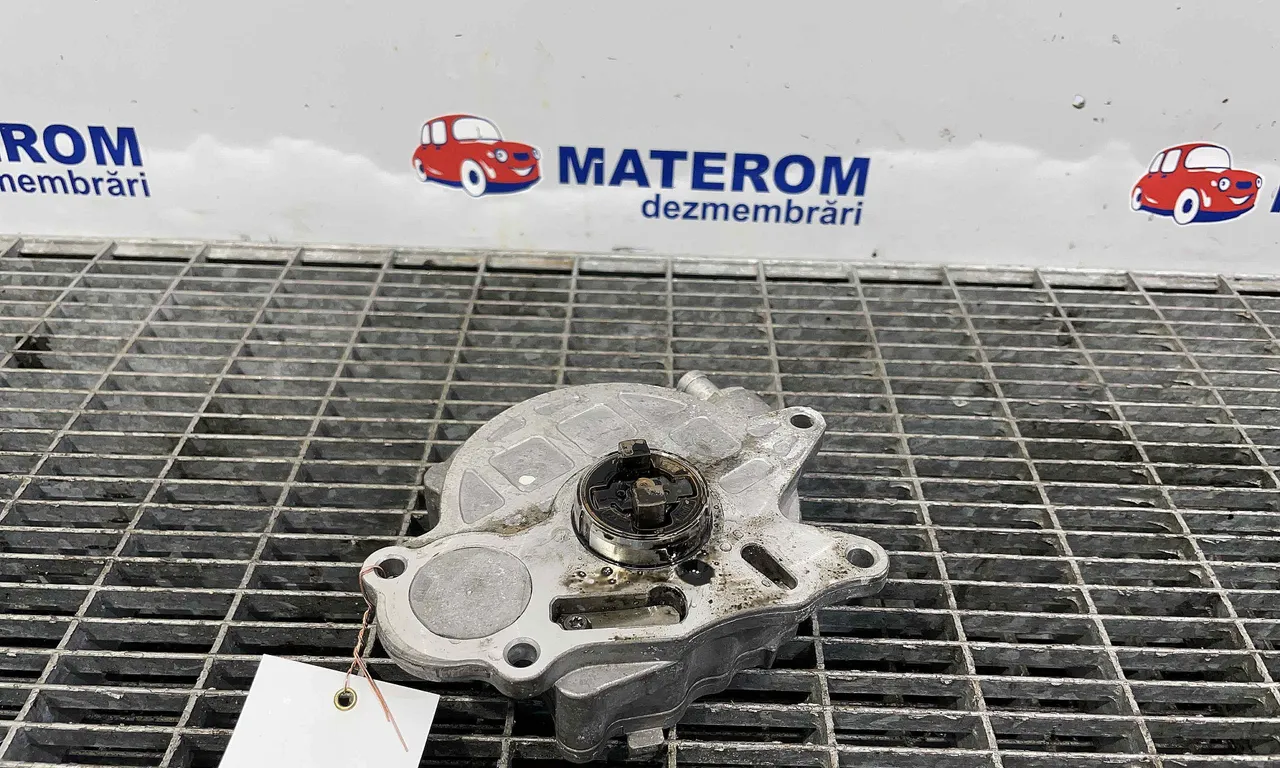 POMPA VACUUM AUDI A4 B8 2007-2017