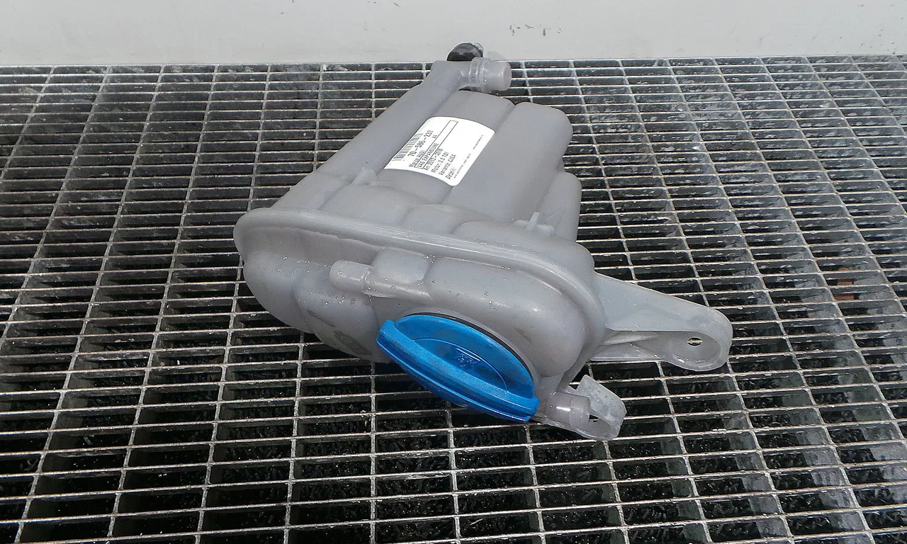 VAS EXPANSIUNE AUDI A4 B8 2007-2017