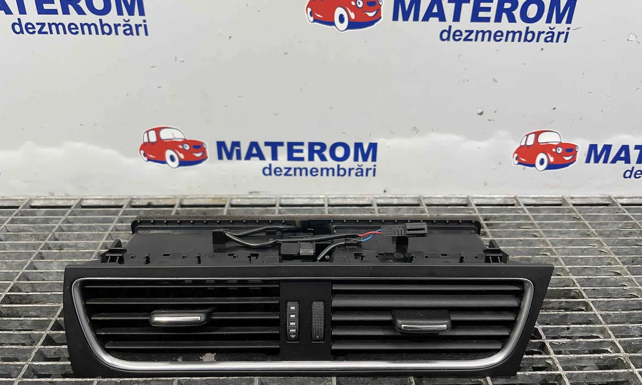 GRILA BORD AUDI A4 B8 Avant 2007-2017