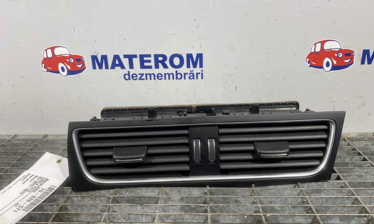 GRILA BORD AUDI A4 B8 Avant 2007-2017