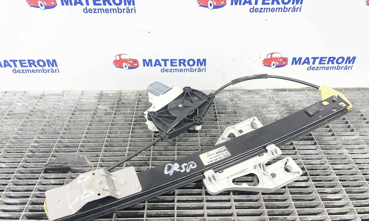 MACARA USA SPATE DREAPTA AUDI A4 B8 Avant 2007-2017