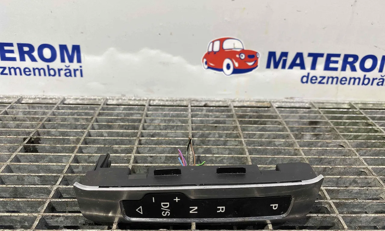 ORNAMENT MANETA SCHIMBATOR AUDI A4 B8 Avant 2007-2017