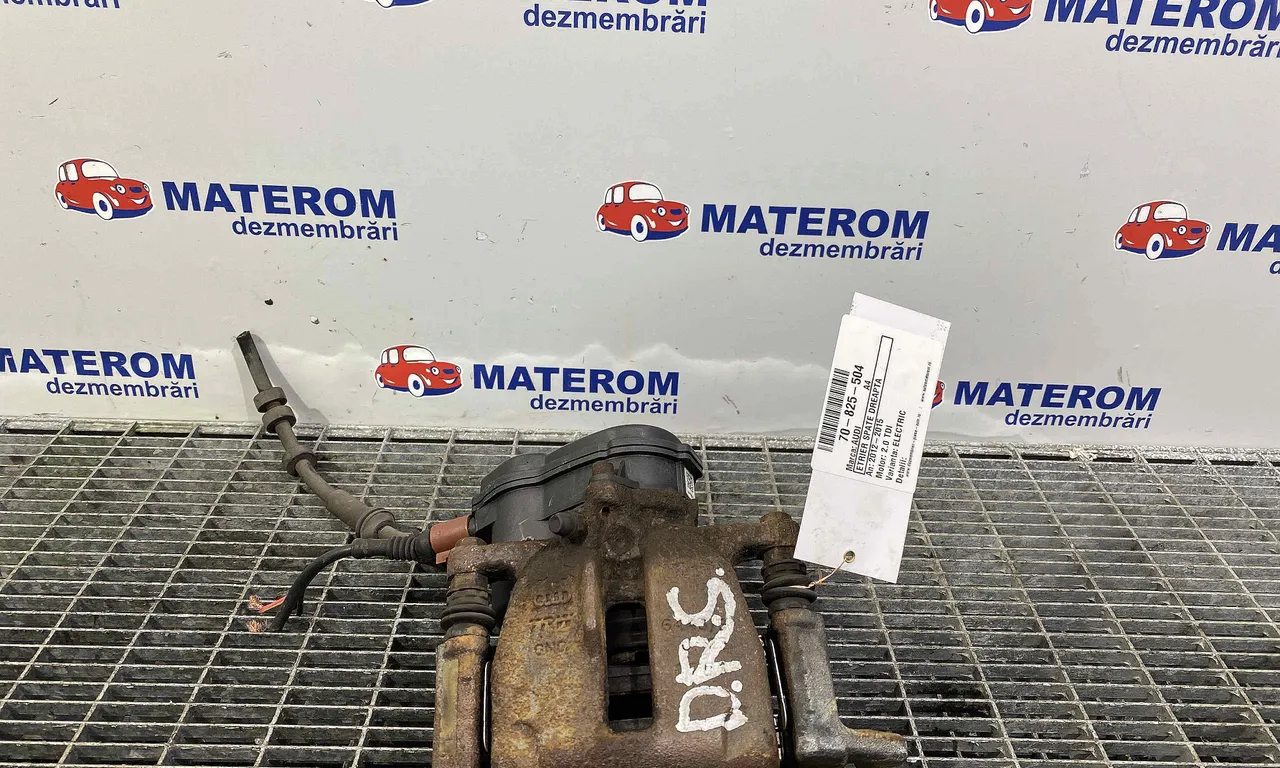ETRIER SPATE DREAPTA AUDI A4 B8 Avant 2007-2017