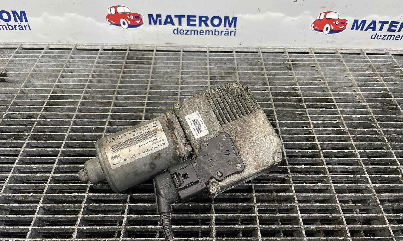 MOTORAS STERGATOR PARBRIZ AUDI A4 B8 Avant 2007-2017