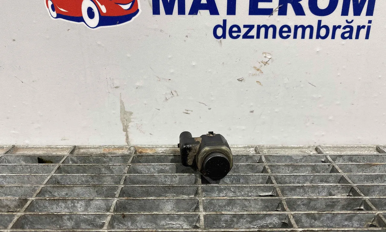 SENZOR PARCARE SPATE AUDI A4 B8 Avant 2007-2017