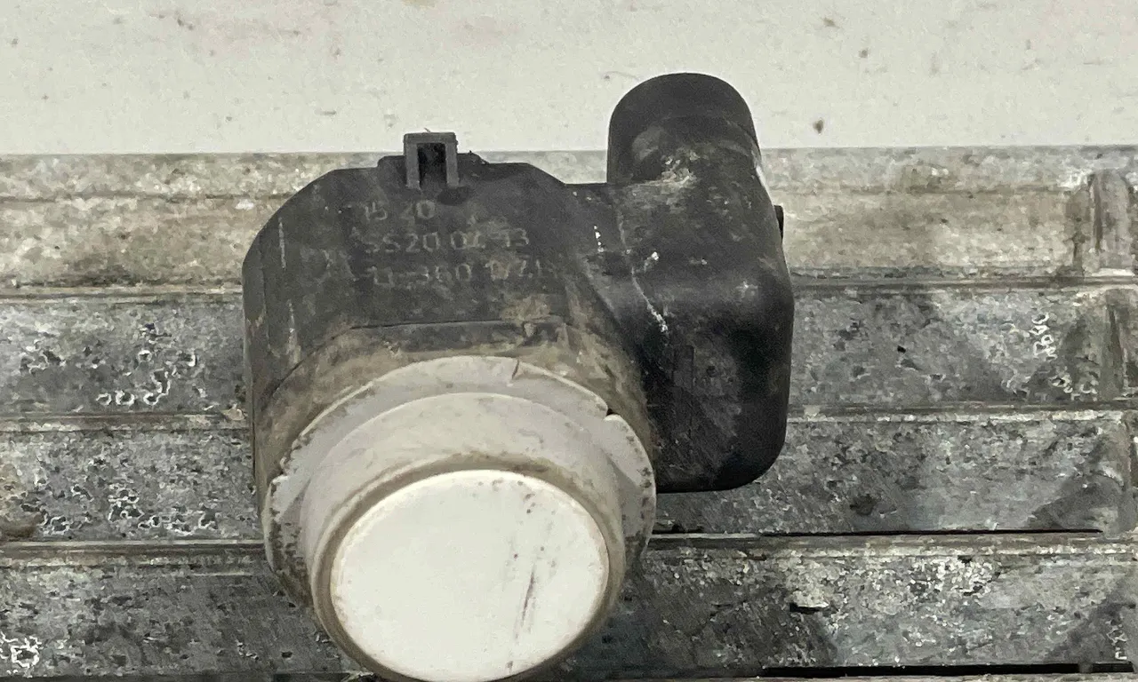SENZOR PARCARE SPATE AUDI A4 B8 Avant 2007-2017