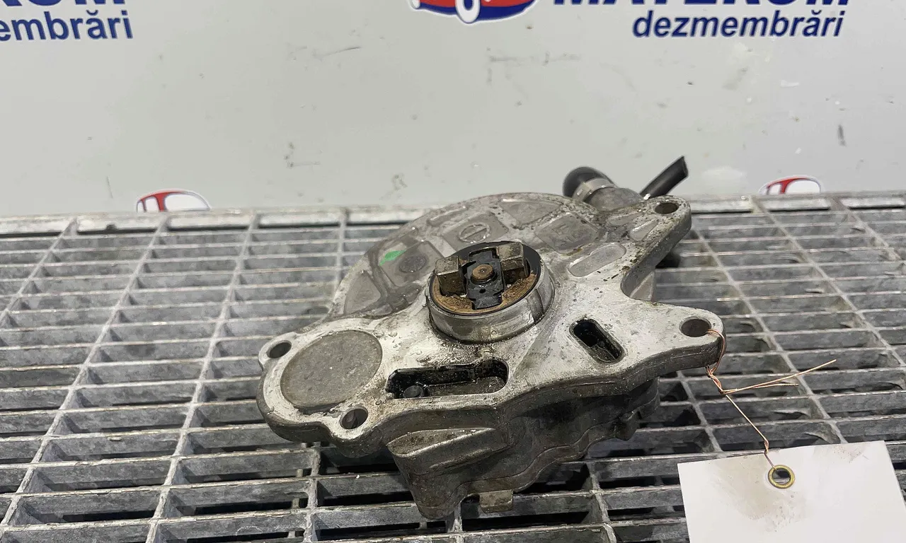 POMPA VACUUM AUDI A4 B8 Avant 2007-2017