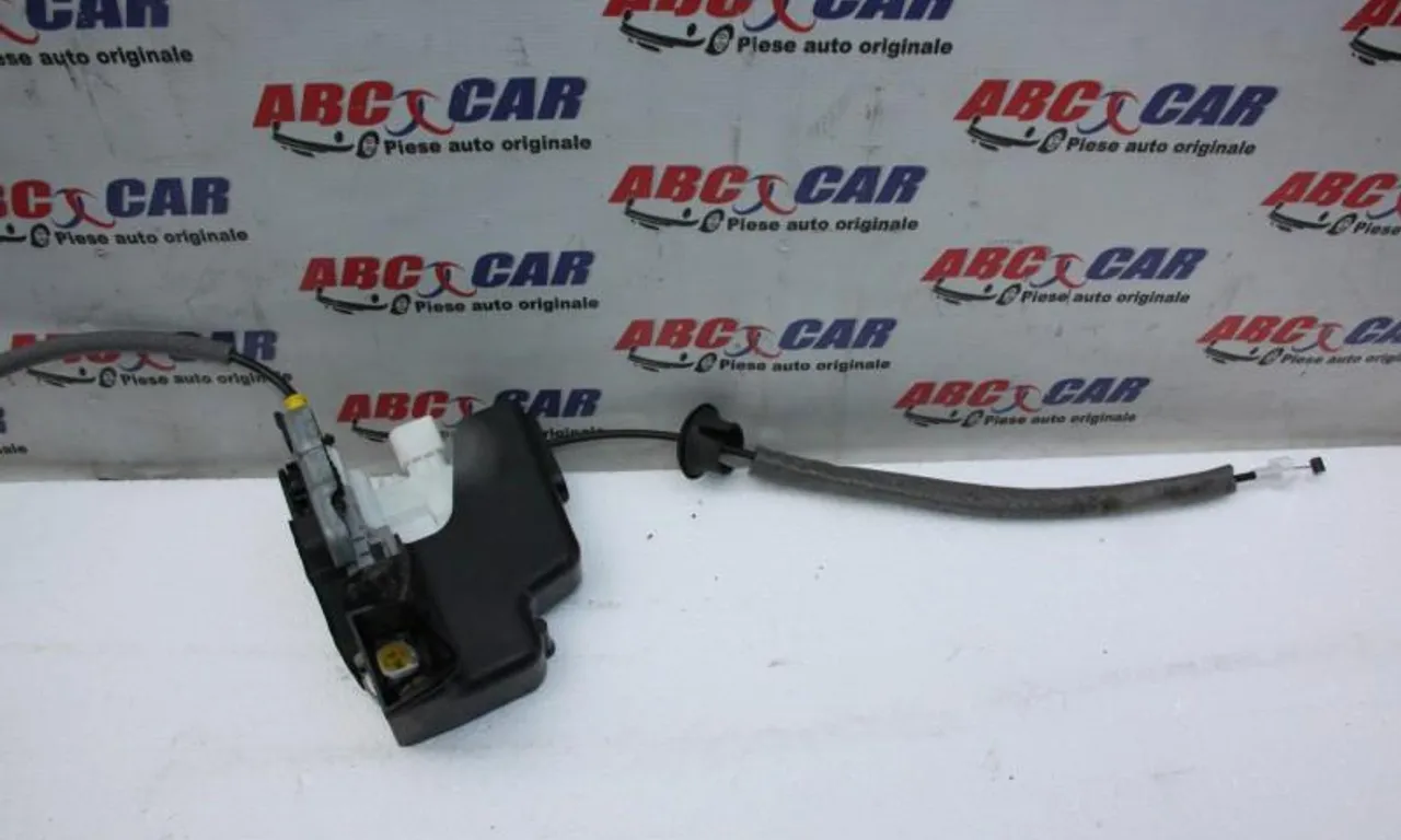 Broasca usa stanga fata AUDI A4 B9 2015-null