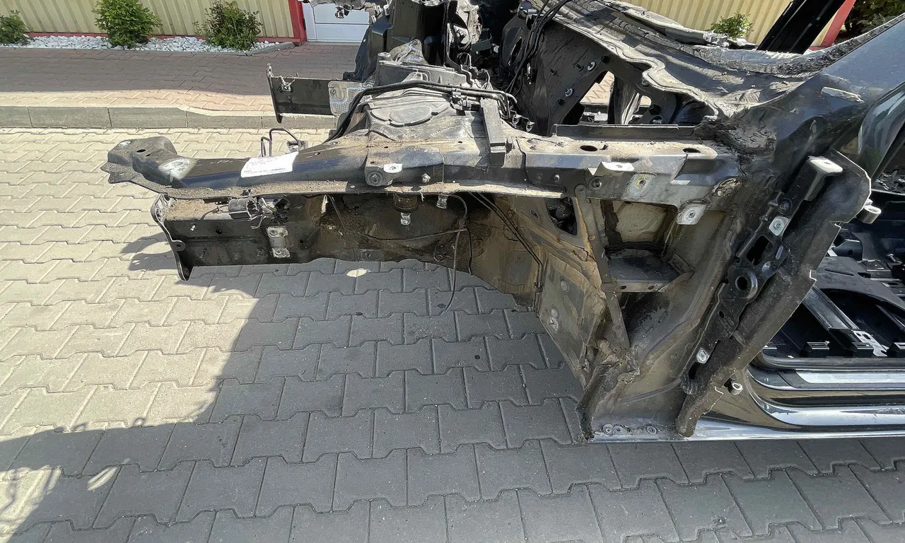 LONJERON STANGA AUDI A4 B9 2015-2018