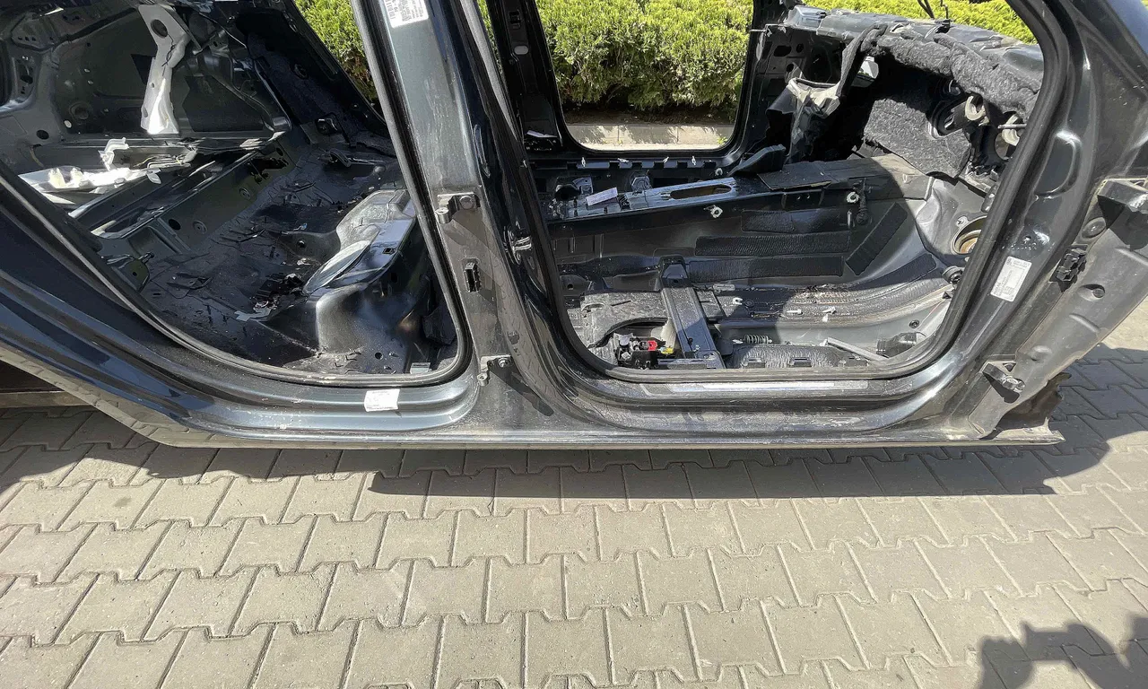 PRAG DREAPTA AUDI A4 B9 2015-2018
