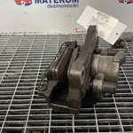 ETRIER FATA DREAPTA AUDI A4 B9 2.0 2015-2018 oe-8W0615124, vedere laterala