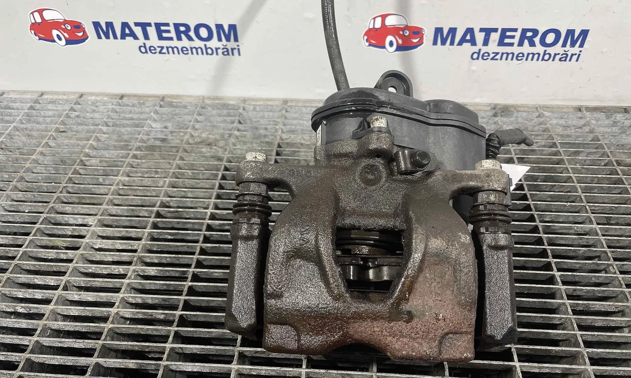 ETRIER SPATE STANGA AUDI A4 B9 2015-2018