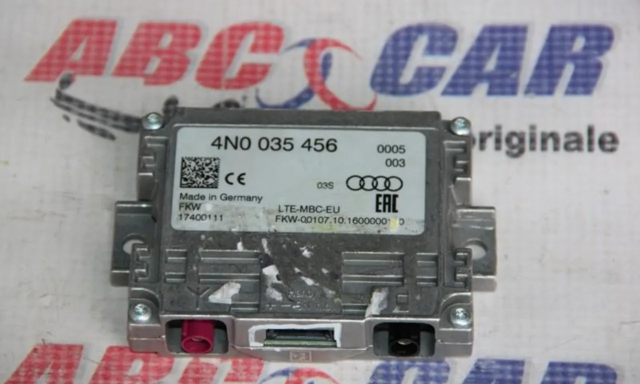 Amplificator antena AUDI A4 B9 2015-null
