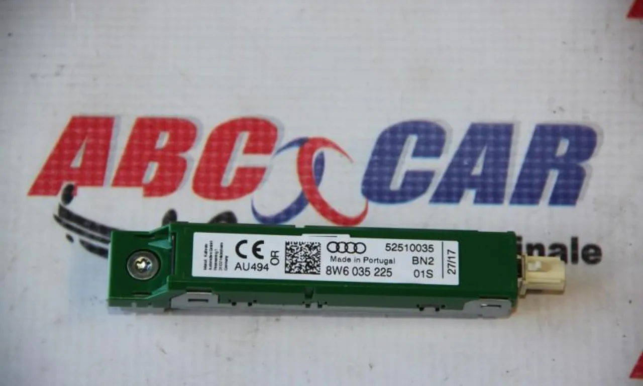 Amplificator antena AUDI A4 B9 2015-null