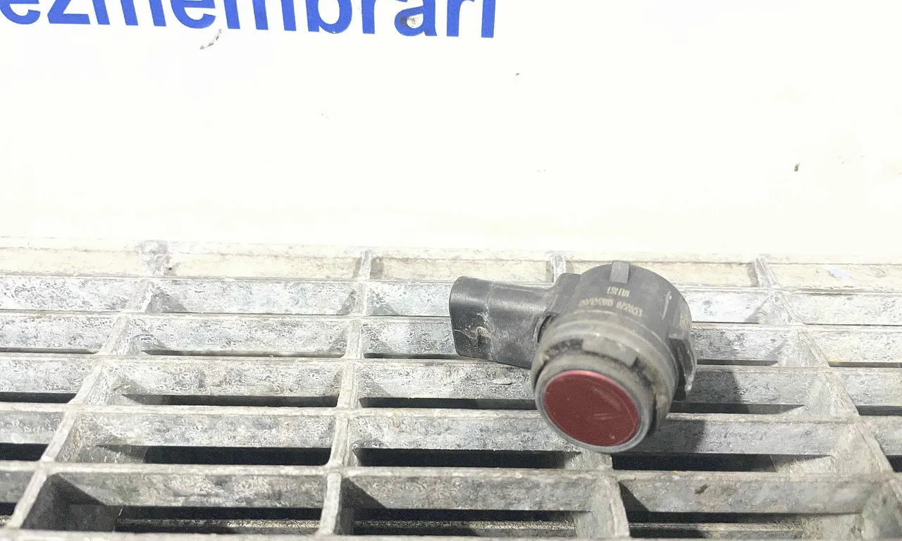 SENZOR PARCARE SPATE AUDI A4 B9 2015-2018