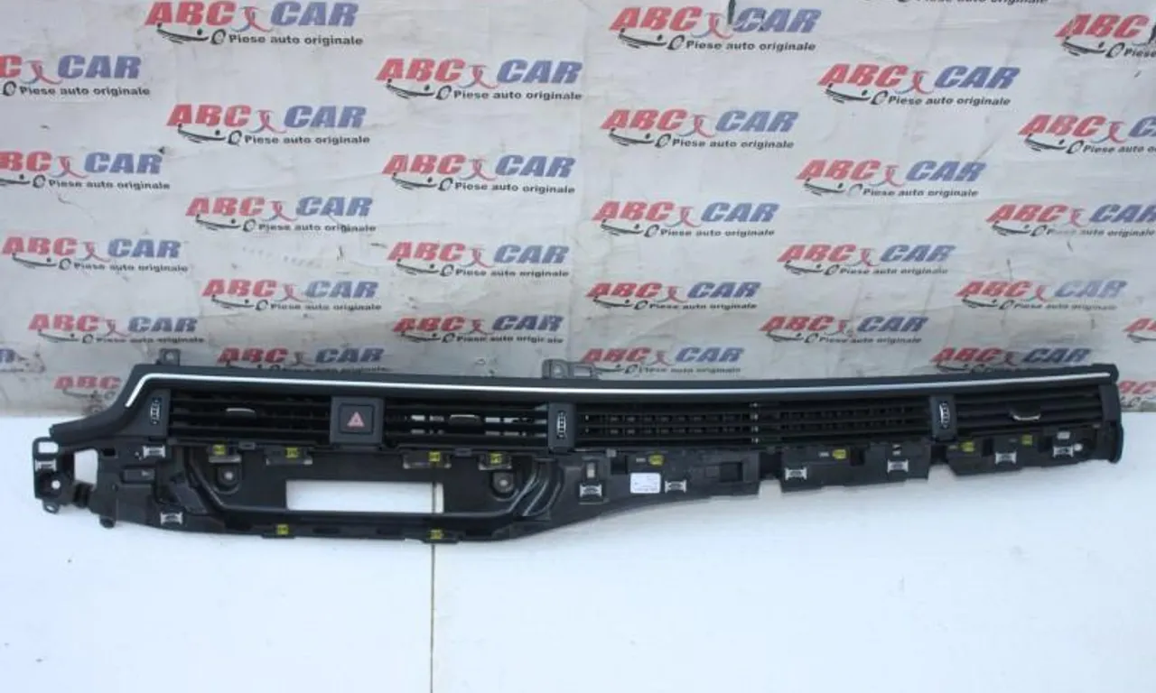 Grilaj ventilatie central AUDI A4 B9 2015-null