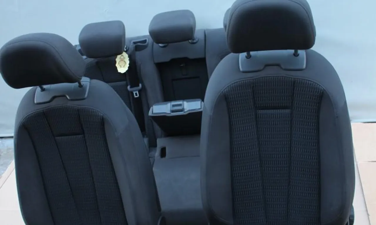 Interior textil AUDI A4 B9 2015-null