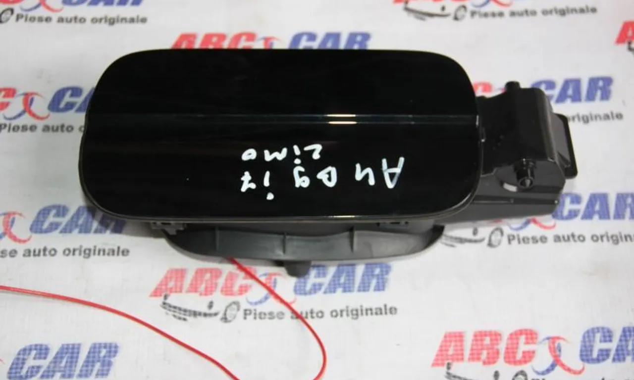 Usa rezervor AUDI A4 B9 2015-null
