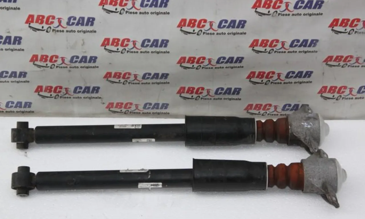 Set amortizoare spate AUDI A4 B9 2015-null