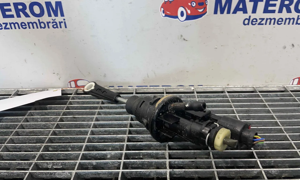 POMPA AMBREIAJ AUDI A4 B9 2015-2018