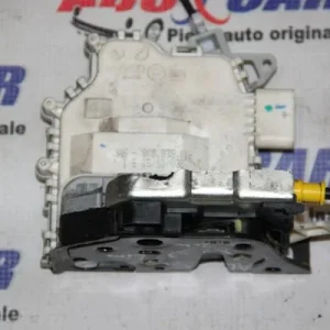 Broasca usa dreapta spate