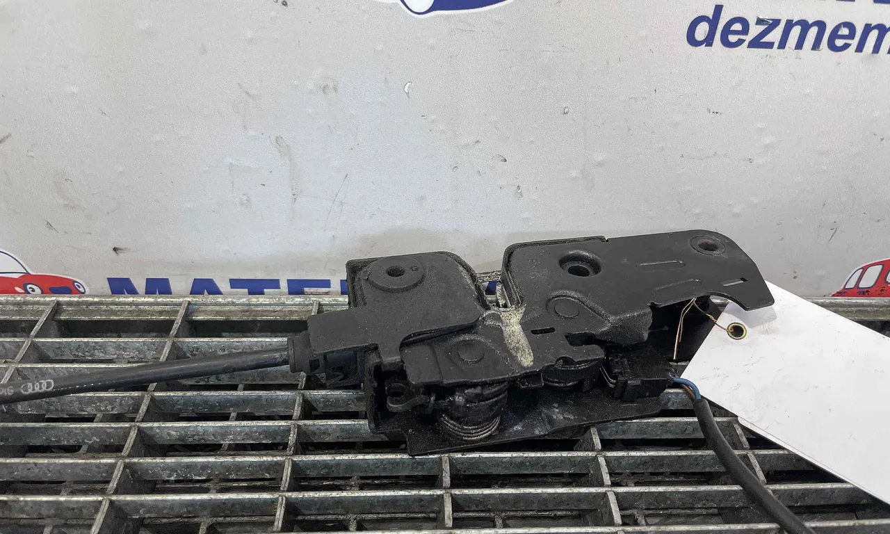 INCUIETOARE CAPOTA FATA AUDI A5 2007-2017