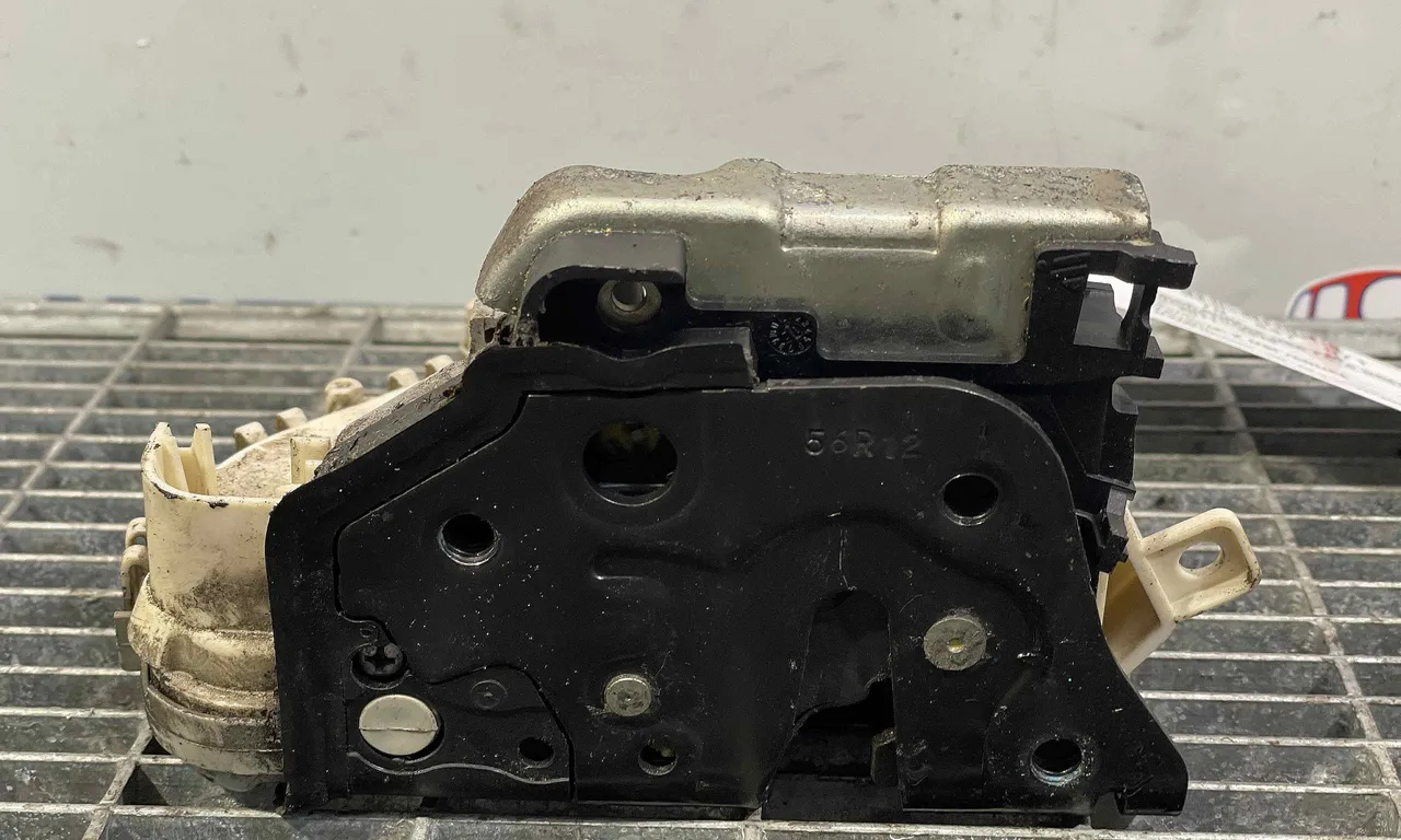 INCUIETOARE USA FATA DREAPTA AUDI A5 2007-2017