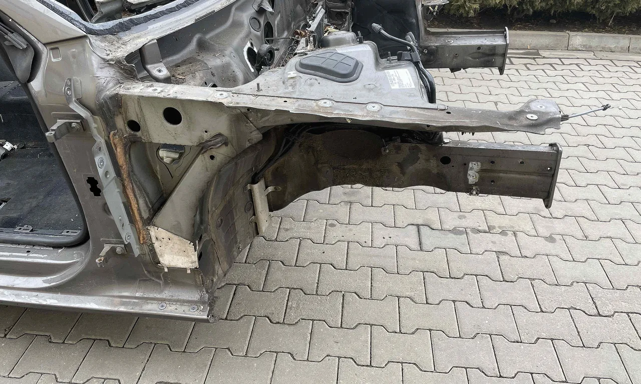 LONJERON DREAPTA AUDI A5 2007-2017
