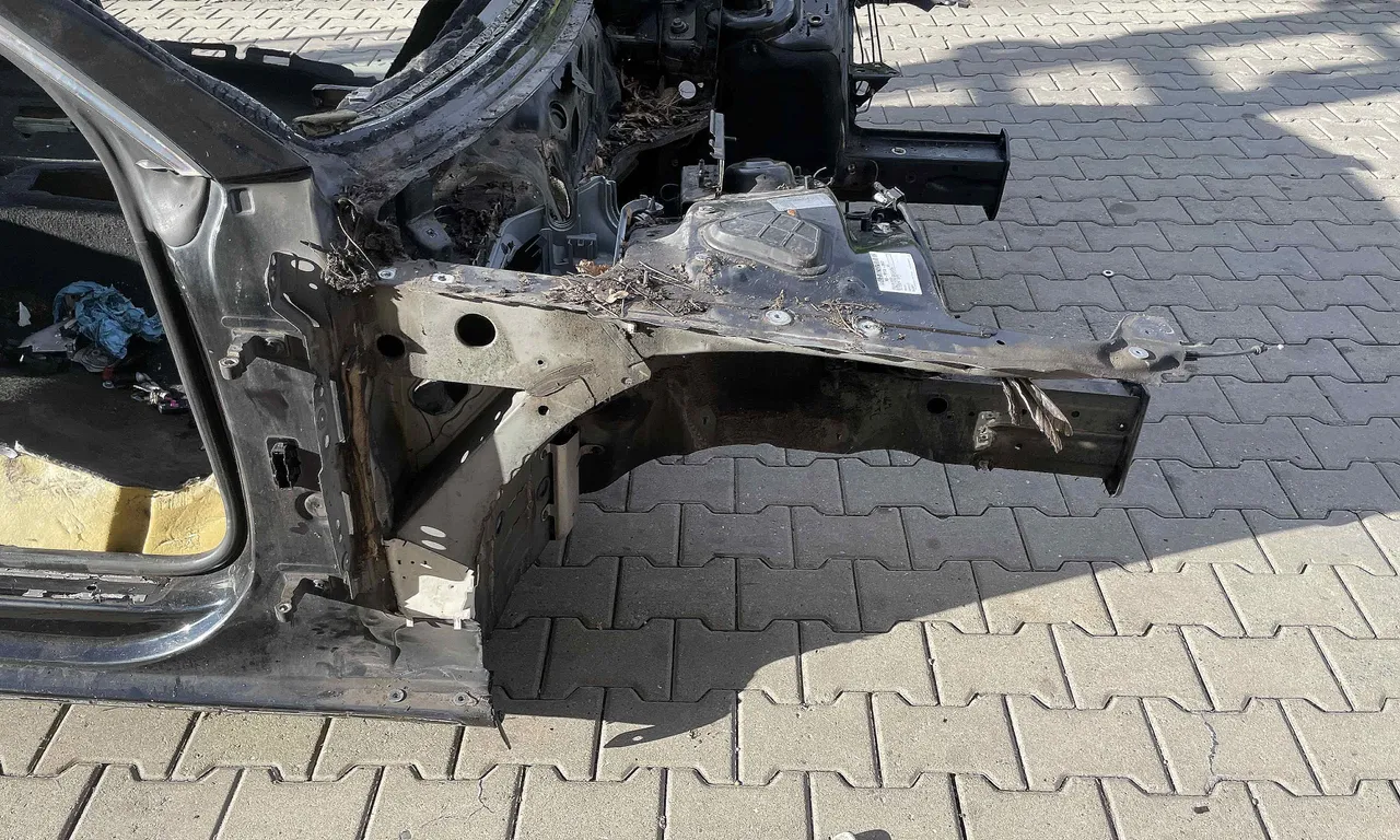 LONJERON DREAPTA AUDI A5 2007-2017