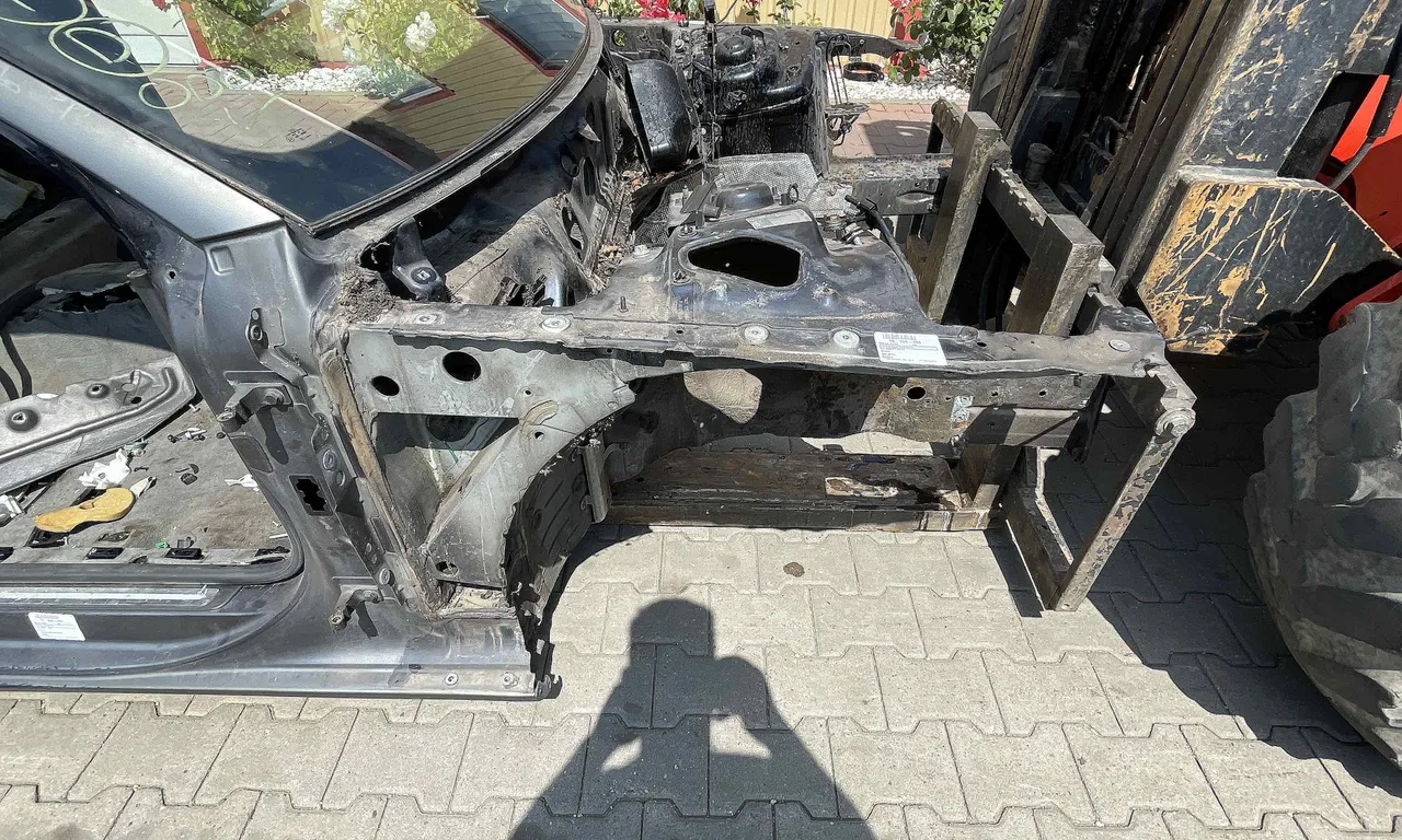 LONJERON DREAPTA AUDI A5 2007-2017