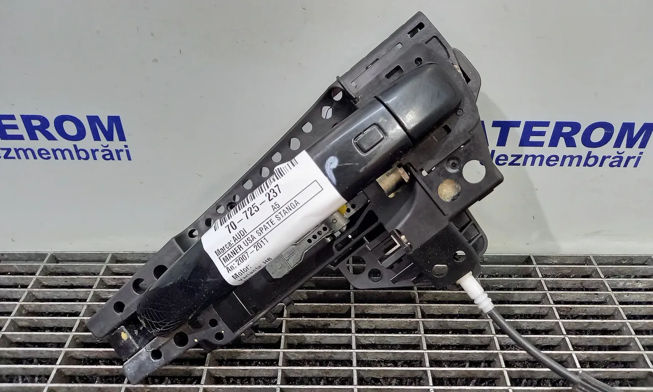 MANER USA SPATE STANGA AUDI A5 2007-2017