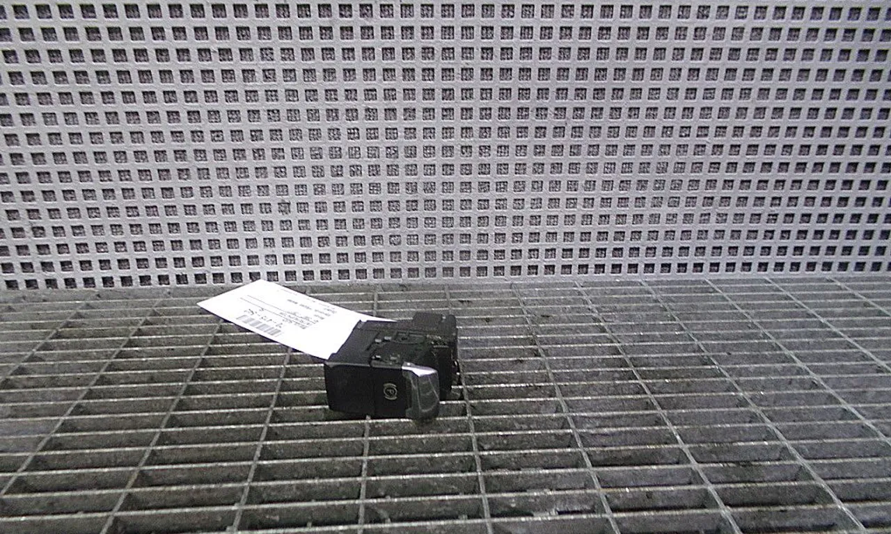 INTRERUPATOR FRANA DE MANA AUDI A5 2007-2017