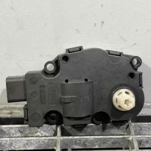 MOTORAS CLAPETA INCALZIRE