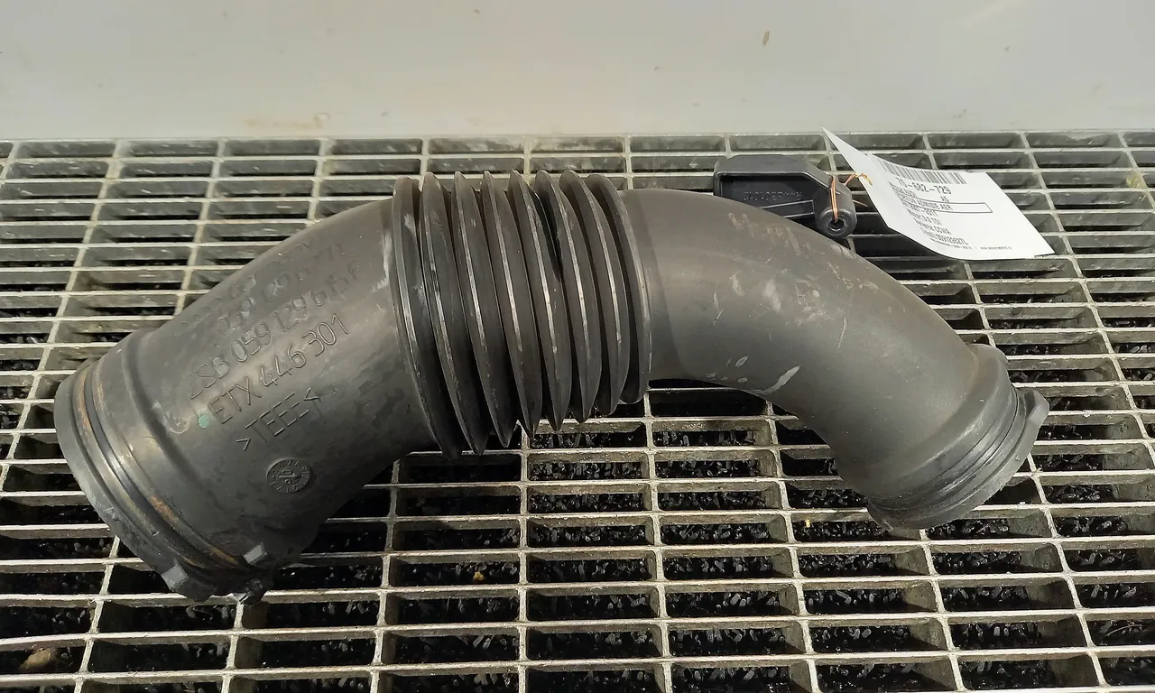 FURTUN ADMISIE AER AUDI A5 2007-2017