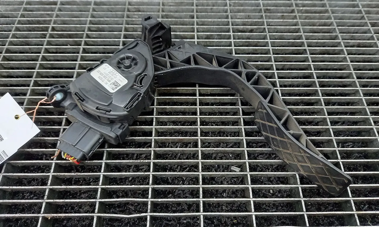 PEDALA ACCELERATIE AUDI A5 2007-2017