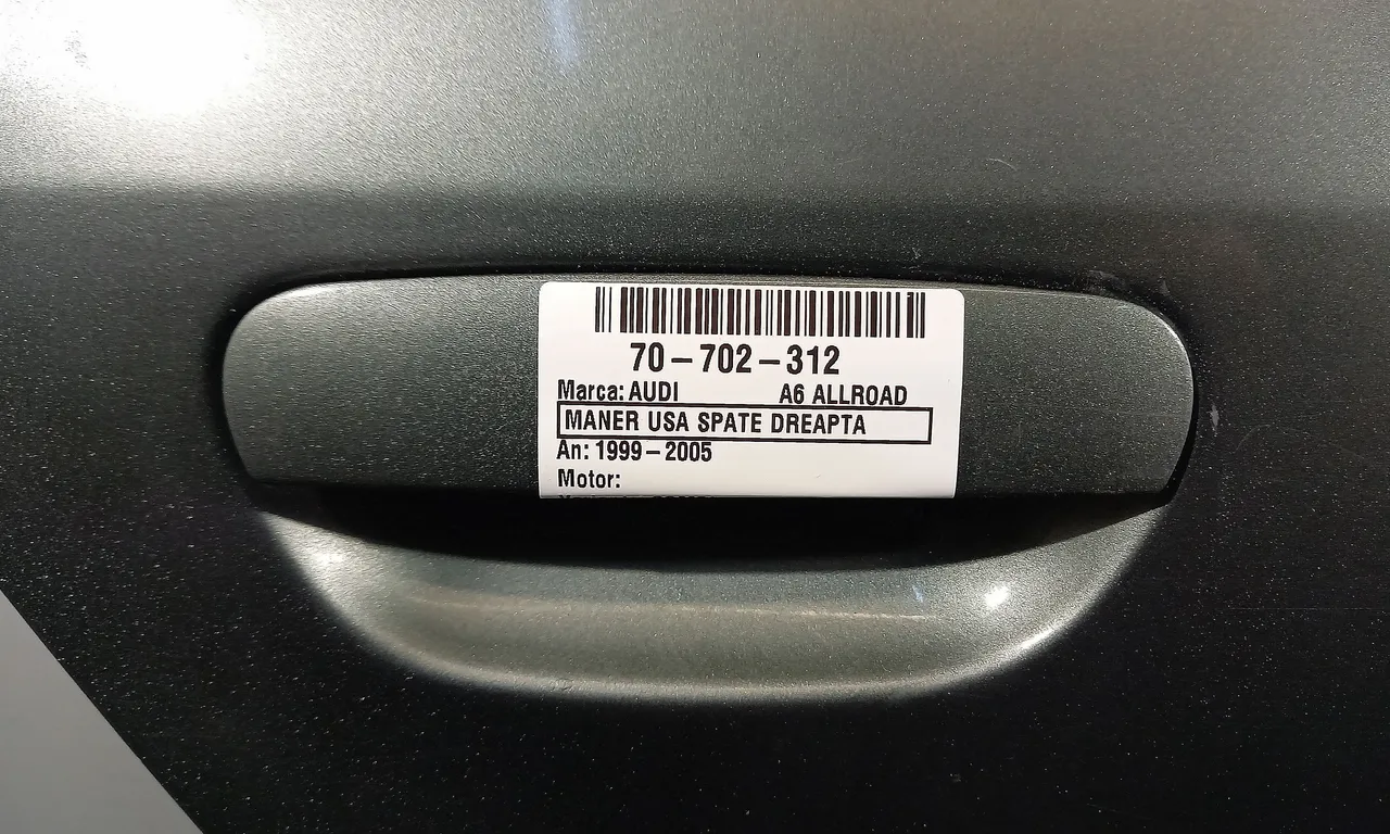 MANER USA SPATE DREAPTA AUDI A6 ALLROAD C5 2000-2005