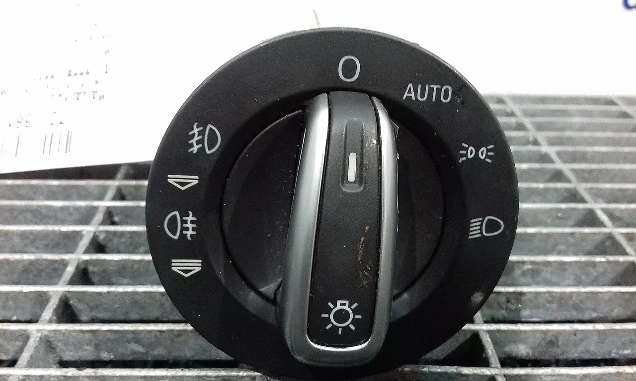 INTRERUPATOR LUMINI AUDI A6 Allroad C6 2006-2011