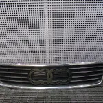 GRILA FATA AUDI A6 C5 1997-2005, vedere laterala
