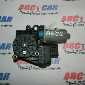 Motoras macara usa dreapta fata