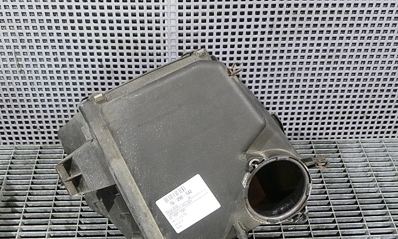 CARCASA FILTRU AER AUDI A6 C5 Avant 1997-2006