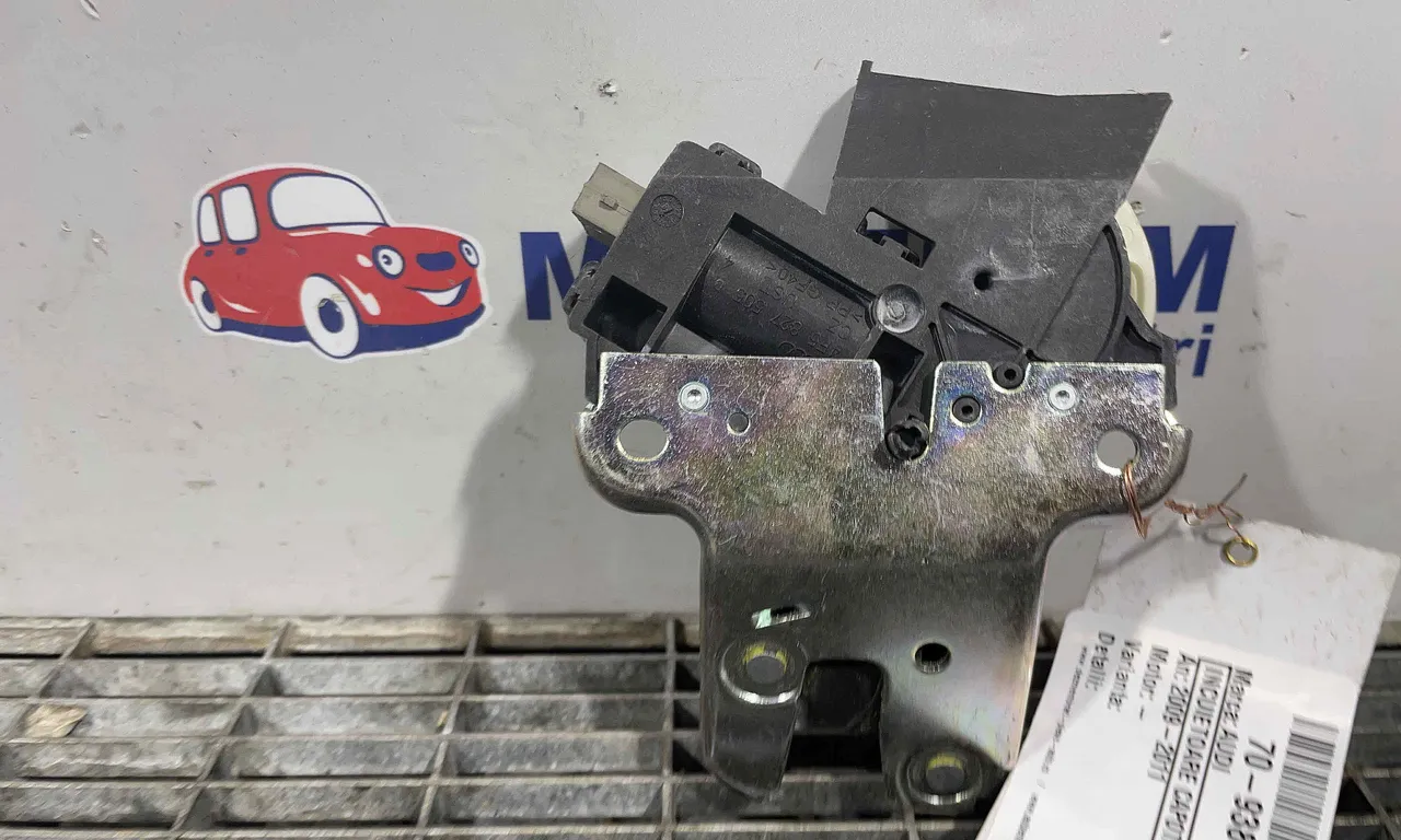 INCUIETOARE CAPOTA SPATE AUDI A6 C6 Avant 2004-2011
