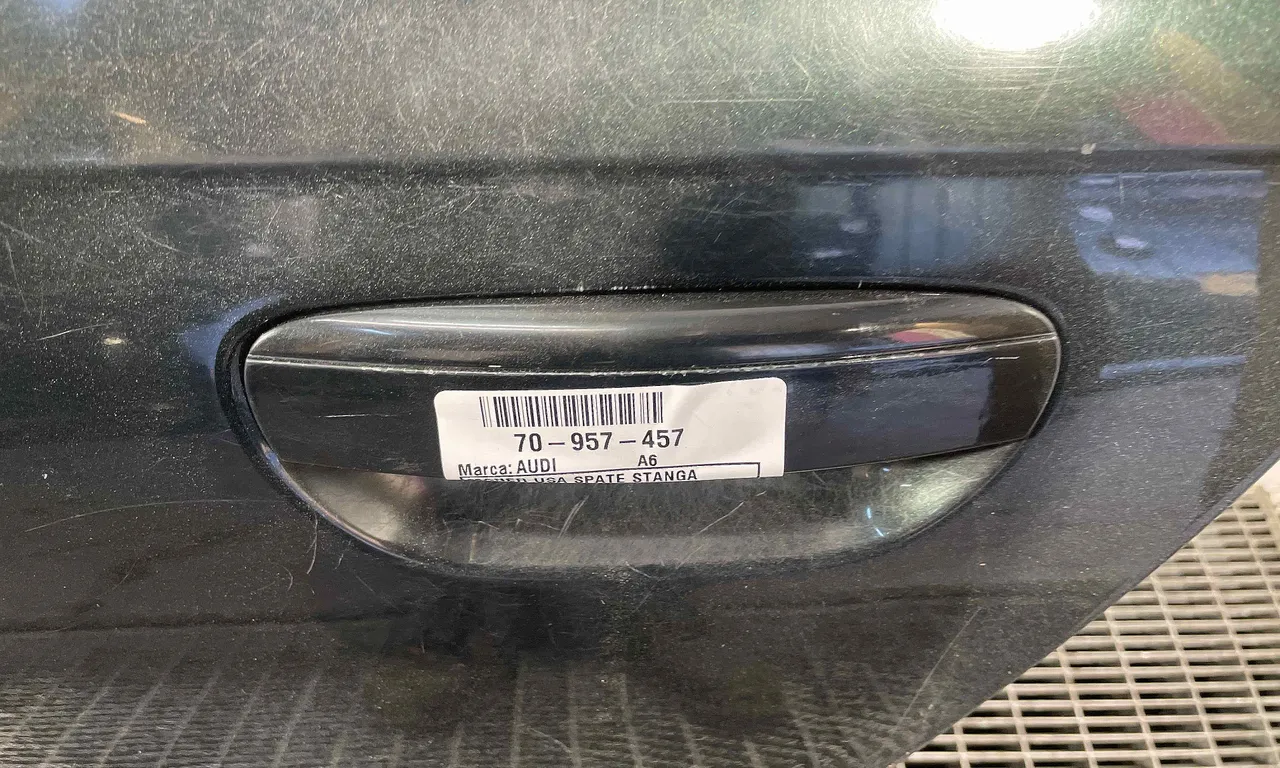 MANER USA SPATE STANGA AUDI A6 C6 Avant 2004-2011