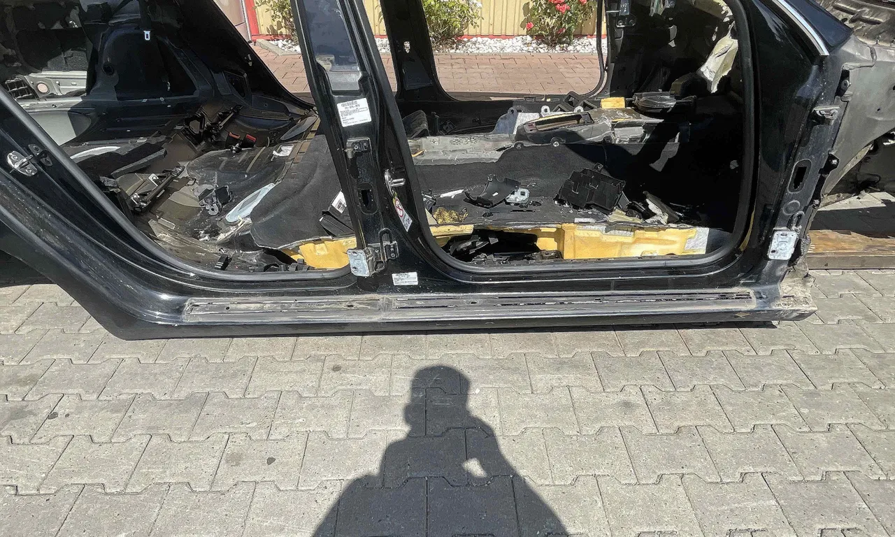 PRAG DREAPTA AUDI A6 C6 Avant 2004-2011