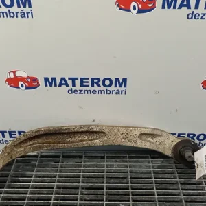 BRAT FATA INFERIOR DREAPTA