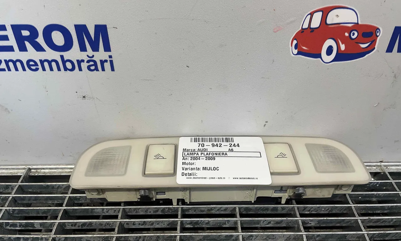 LAMPA PLAFONIERA AUDI A6 C6 Avant 2004-2011