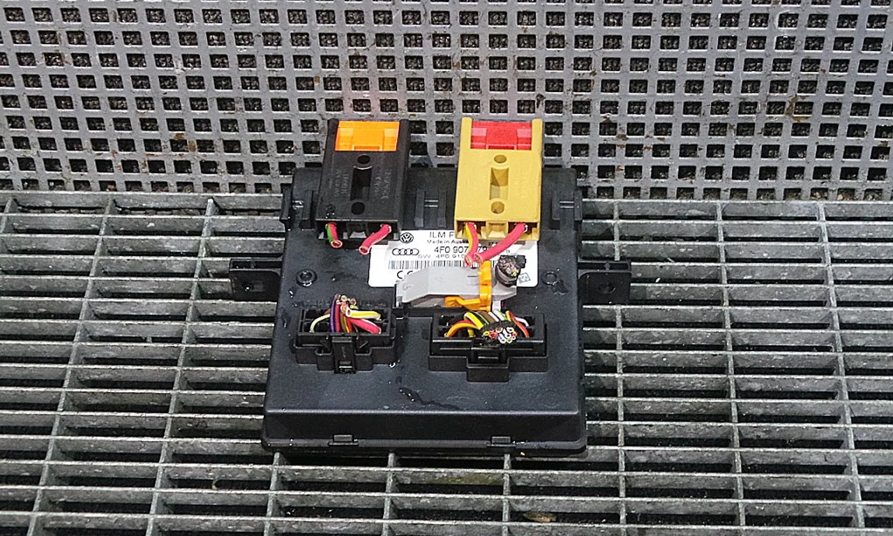 MODUL CONFORT AUDI A6 C6 Avant 2004-2011
