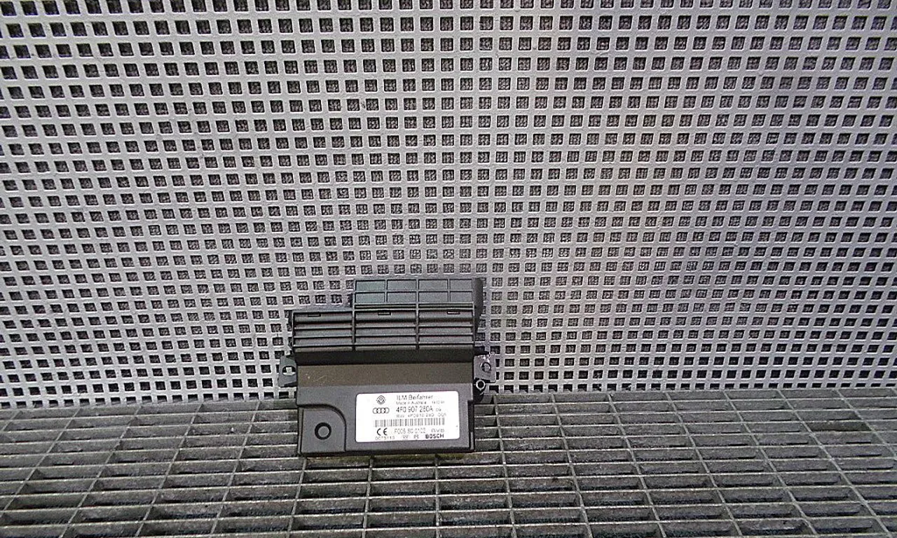 MODUL CONFORT PASAGER AUDI A6 C6 Avant 2004-2011
